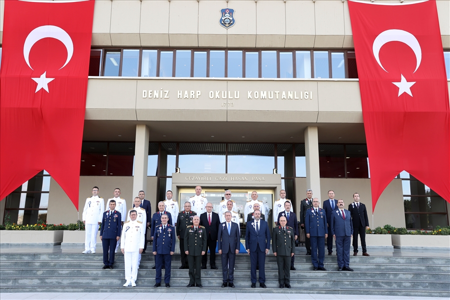 Millî Savunma Bakanı Hulusi Akar’dan Yunanistan’a “Provokasyon” Tepkisi 
