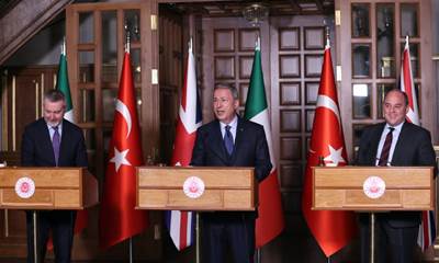 İtalya ve İngiltere Savunma Bakanları, Üçlü Toplantı Sonrası Düzenlenen Basın Toplantısında Konuştu 
