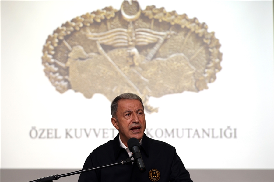 Millî Savunma Bakanı Hulusi Akar, Bordo Berelilerle İftar Yaptı