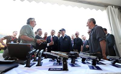 Millî Savunma Bakanı Hulusi Akar, Efes-2022 Tatbikatı’nın Seçkin Gözlemci Günü’ne Katıldı