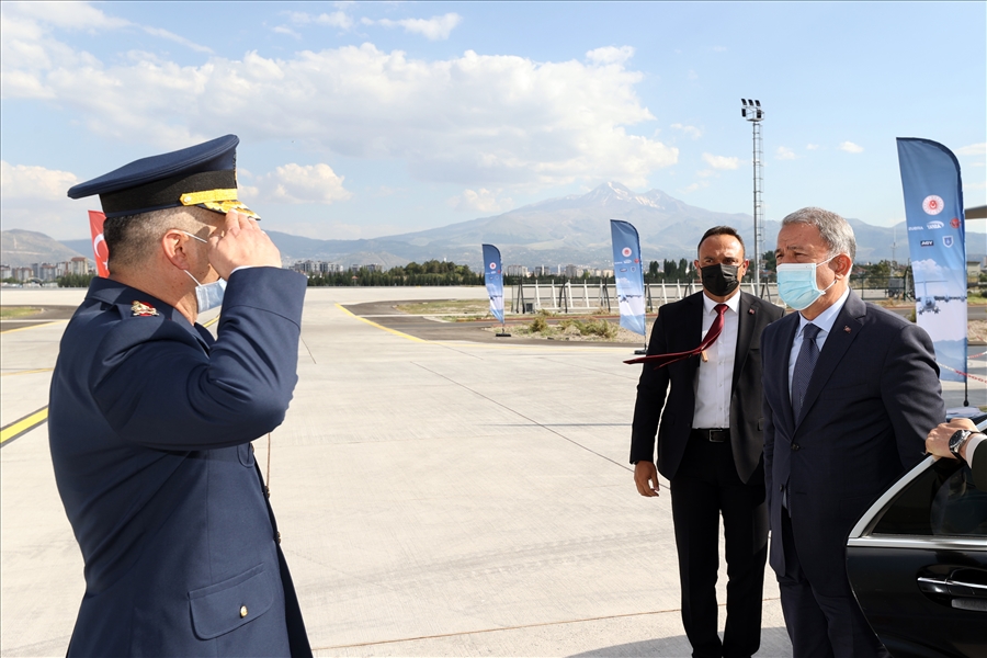 Millî Savunma Bakanı Hulusi Akar, Kayseri’deki A400M FASBAT Uçak Bakım Tesisleri'nin Açılışını Gerçekleştirdi