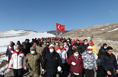 Millî Savunma Bakanı Hulusi Akar, Sarıkamış Harekâtı'nın 107’nci Yılı Anma Etkinliklerine Katıldı