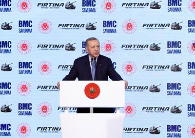 Millî Savunma Bakanı Hulusi Akar ve Beraberindeki TSK Komuta Kademesi, Cumhurbaşkanımız Sayın Erdoğan’ın Teşrifleriyle Gerçekleşen “Yeni Nesil Fırtına Obüsleri Teslimat Töreni”ne Katıldı