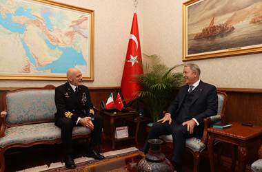 Millî Savunma Bakanı Hulusi Akar, İtalya Genelkurmay Başkanı Ora. Giuseppe Cavo Dragone’u Kabul Etti 